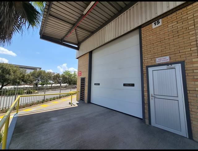7,738M² WAREHOUSE TO LET IN SAMRAND BUSINESS PARK